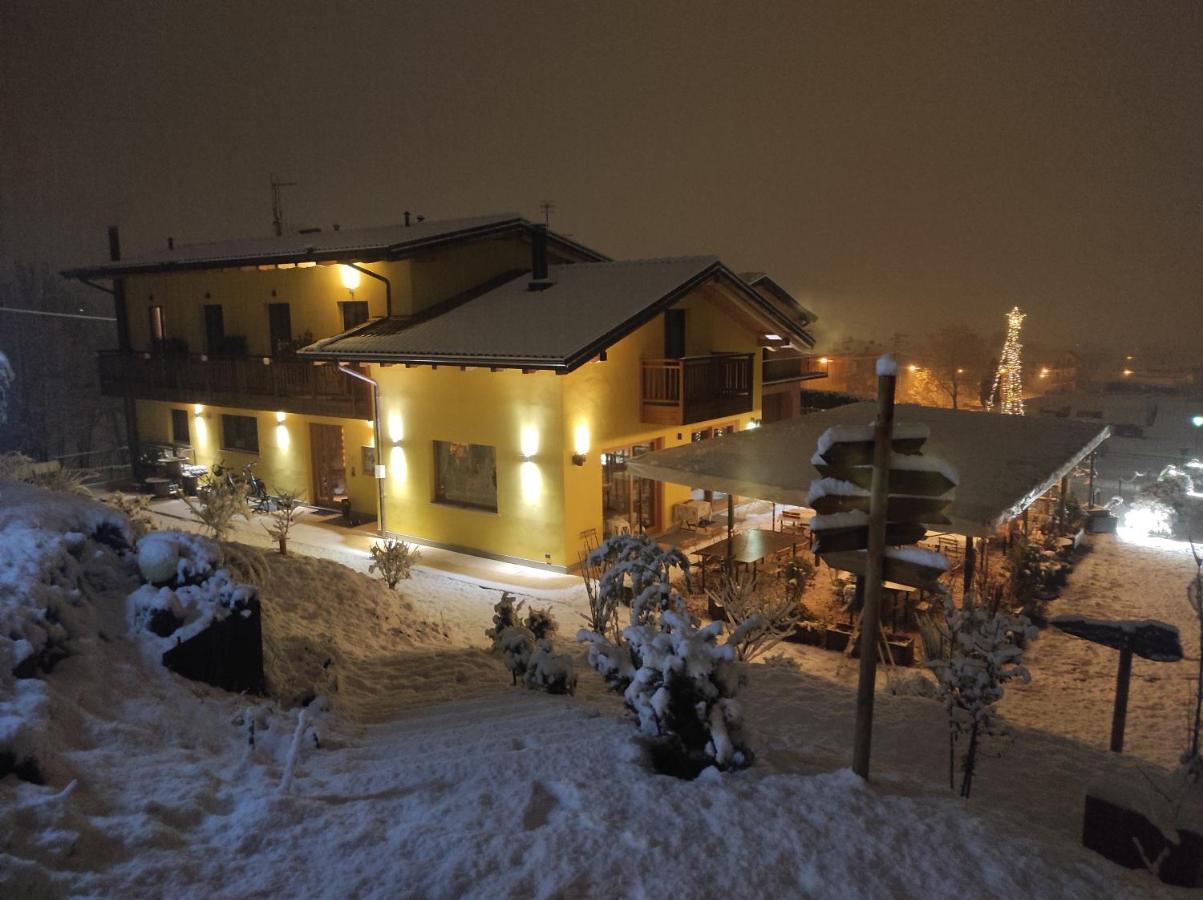 Agriturismo La Soglia Del Parco Ranica Luaran gambar